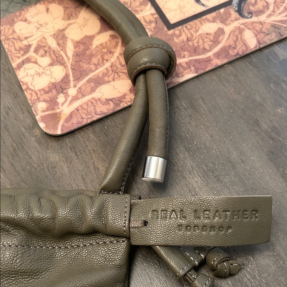 Topshop Olive Drawstring leather Shoulder Bag - Picture 9 of 10